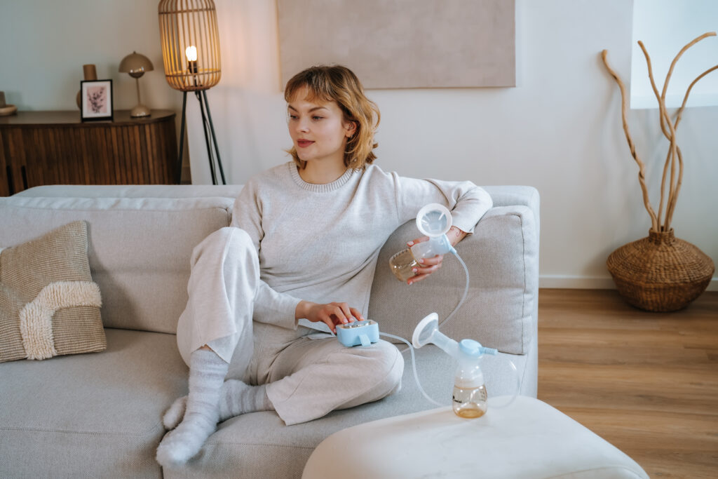 Laktator MOMINI TwinPump Podwójny 4-fazowy